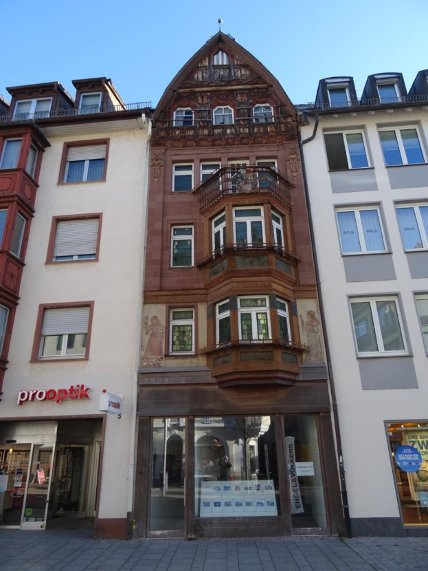 Guderian Immobilien erfolgreich vermittelt historisches Downtown-Eigentum in Landshut