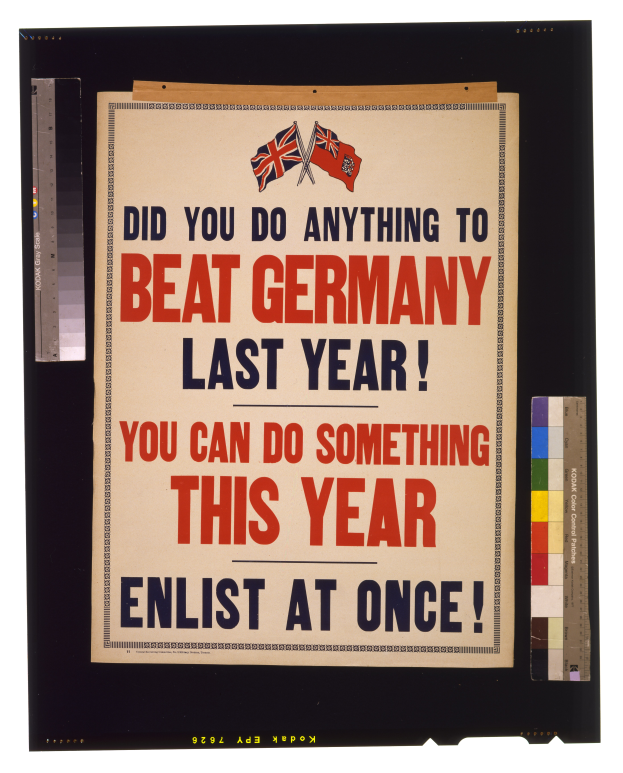 Ein Plakat mit fetter, schwarzer Schrift auf einem weißen Hintergrund, eingerahmt von einem schwarzen Rand, trägt die Aufschrift "Hast du etwas getan, um Deutschland letztes Jahr zu schlagen? Du kannst dieses Jahr etwas tun - melde dich jetzt an!"
