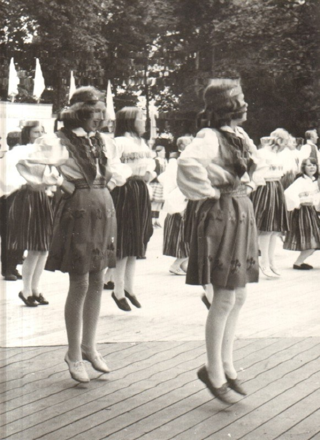 Orange Day: City Tour about Sulzbach's Strong Women and Cabaret with Teresa Reichl