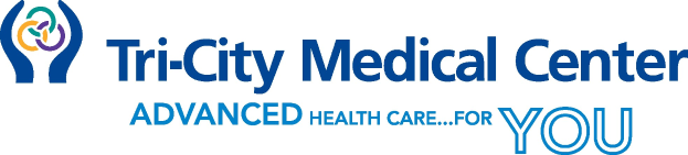 Blauer Kreis mit weißem Kreuz-Logo des Tri-City Medical Center, darunter in fetter schwarzer Schrift 'Advanced Health Care for You'.